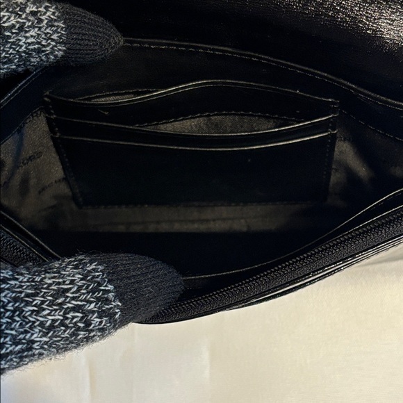 Michael Michael Kors Jet Set Charm Smartphone Crossbody Leather Black GUC - Picture 6 of 15